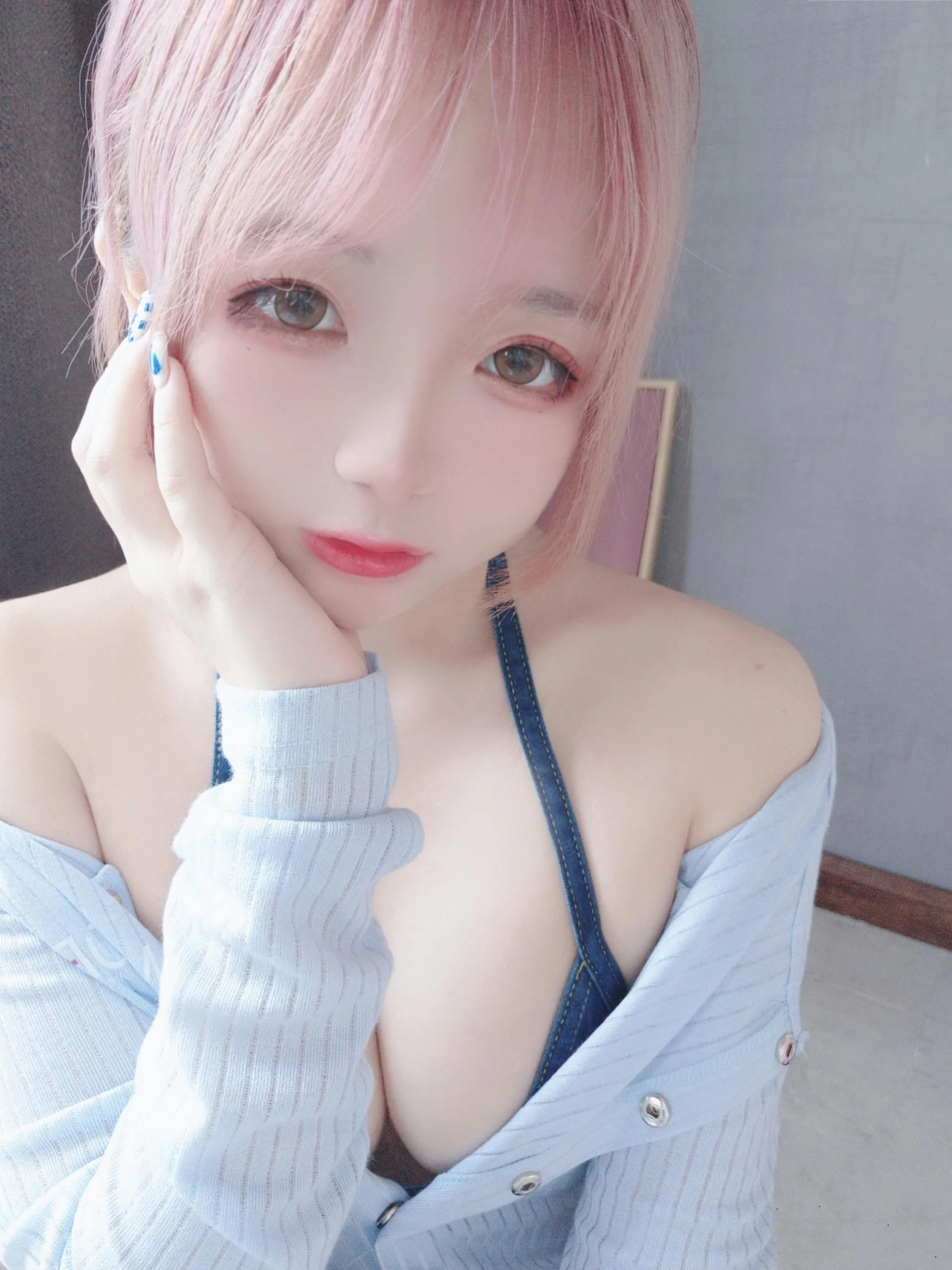 日奈娇 – NO.39 牛仔裤自拍 [80P]插图3
